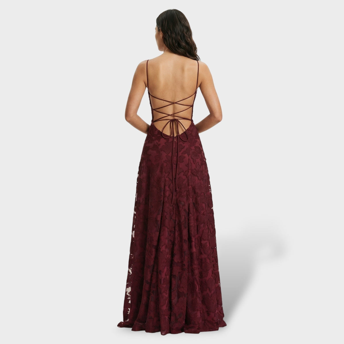 Coral | Vestido Largo de Fiesta de Encaje con Espalda Descubierta